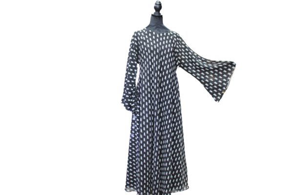 Bunny Graphic Reversable Abaya